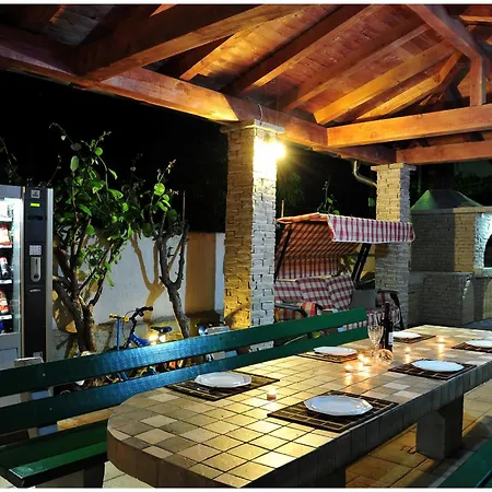 Appartamento Spa & Heated Pool 2 *